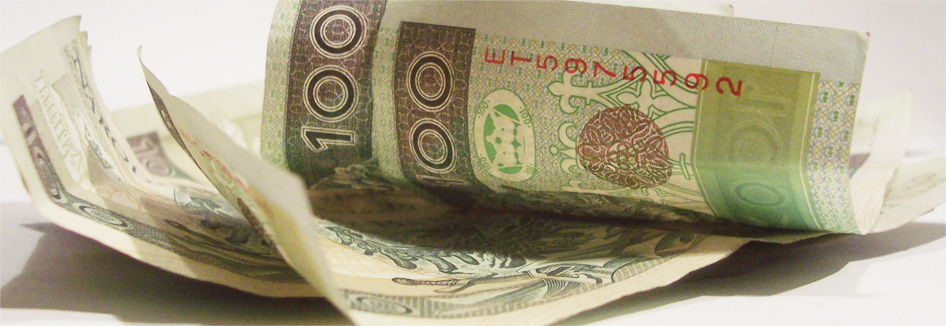 Rawa Mazowiecka szuka oszczędności w szkołach. Zajęcia na basenie i wycieczki pod lupą