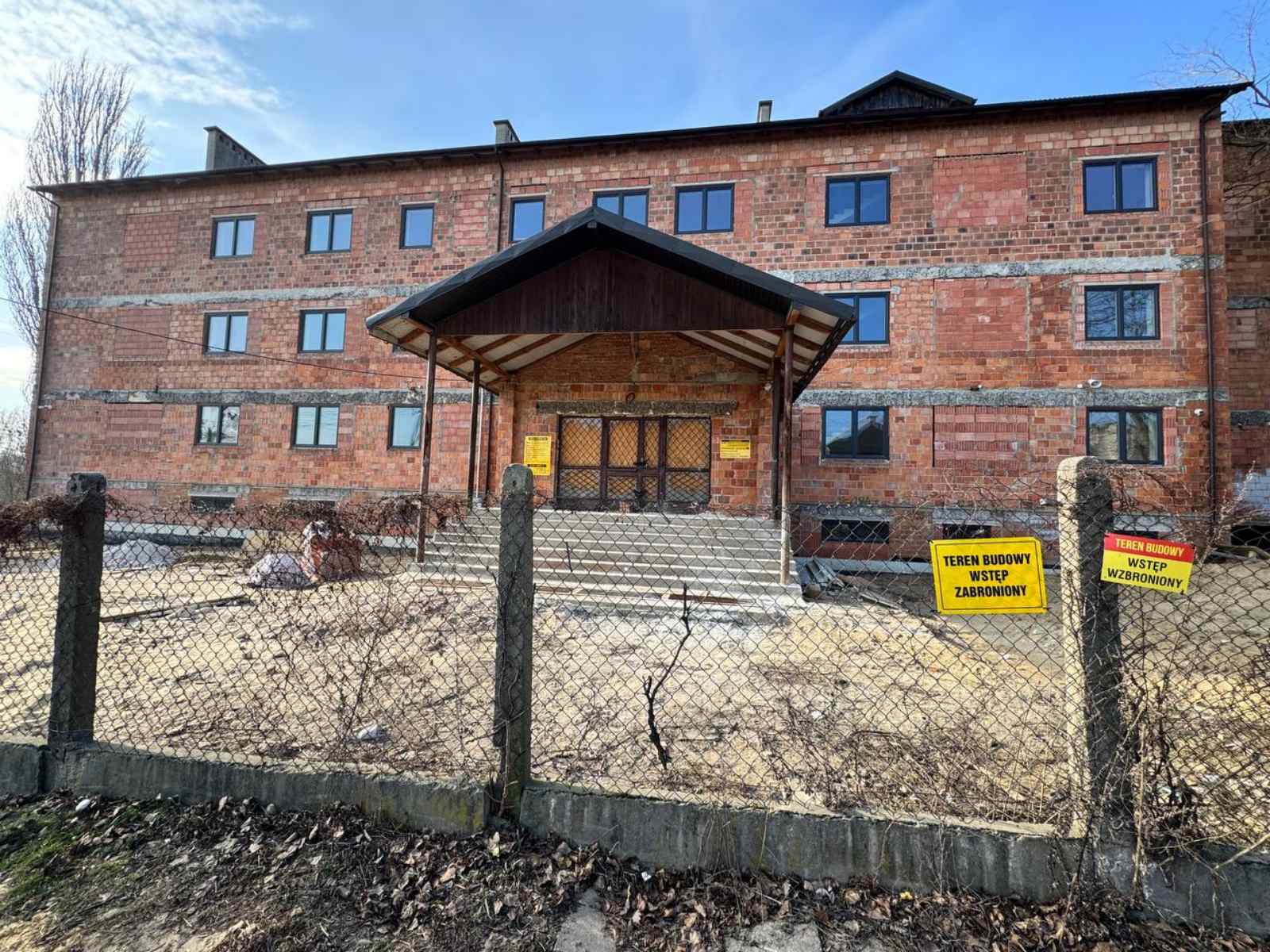 Zabezpieczone: Inwestycja przy ul. Zwolińskiego 48 – Inwestor dementuje plotki 