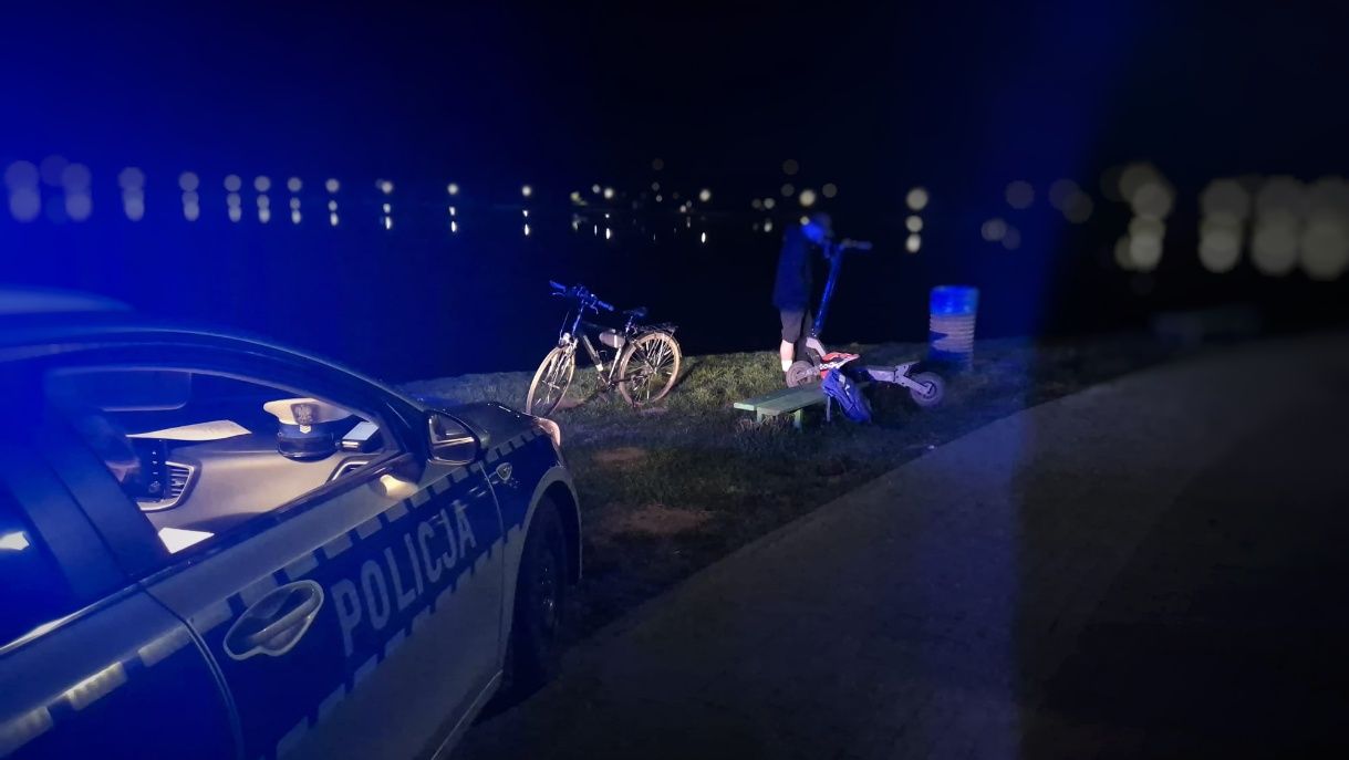 Rowerzysta zderzył się z użytkownikiem hulajnogi nad Zalewem Tatar. Na miejsce wezwano służby